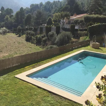 Montserrat La Calsina Séjour à la campagne